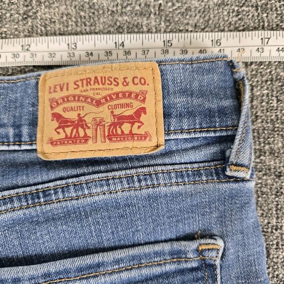 Levis Classic Straight Women's Medium Wash Jeans Size 31 - Picture 5 of 7